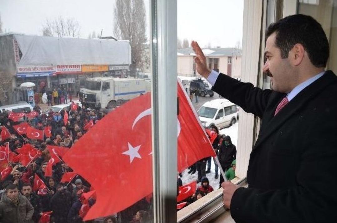 Eksi 9 Derecede Ter&ouml;re Lanet Mitingi