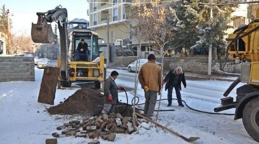 G&ouml;lbaşı İl&ccedil;esinde Meydana Gelen Su Arızası Giderildi