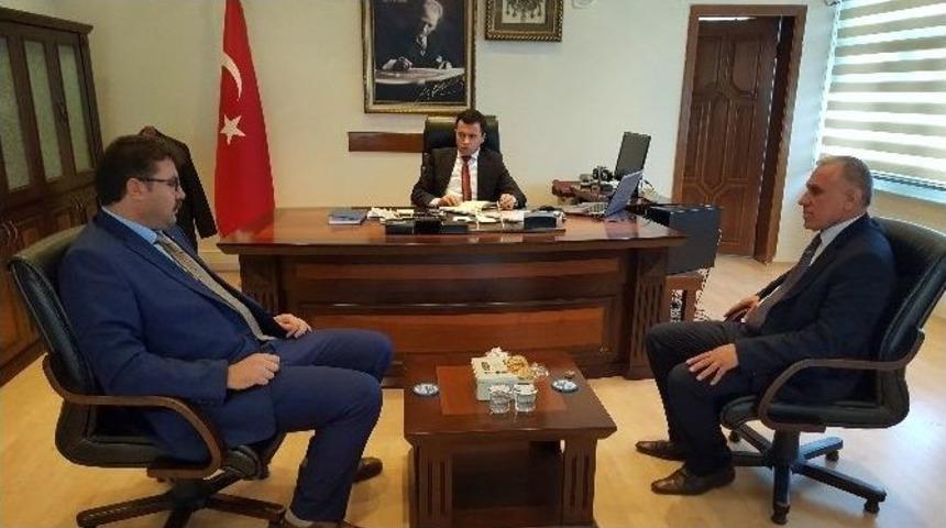 Bilican Spor Kul&uuml;b&uuml; Heyetinden Kaymakam Uzan&rsquo;a Ziyaret