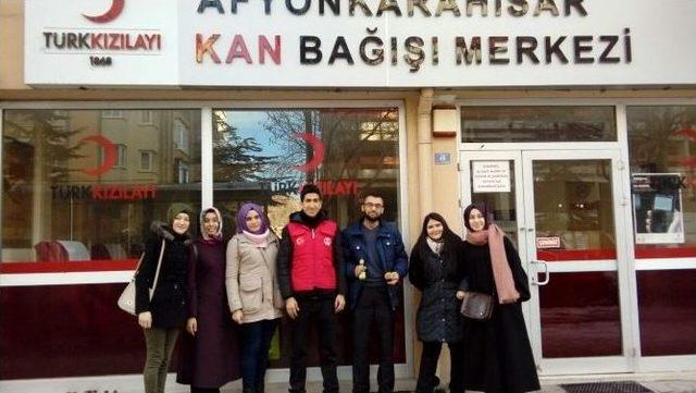 Kızılay&rsquo;ın &Ccedil;ağrısına Gen&ccedil;ler Duyarsız Kalmadı 1