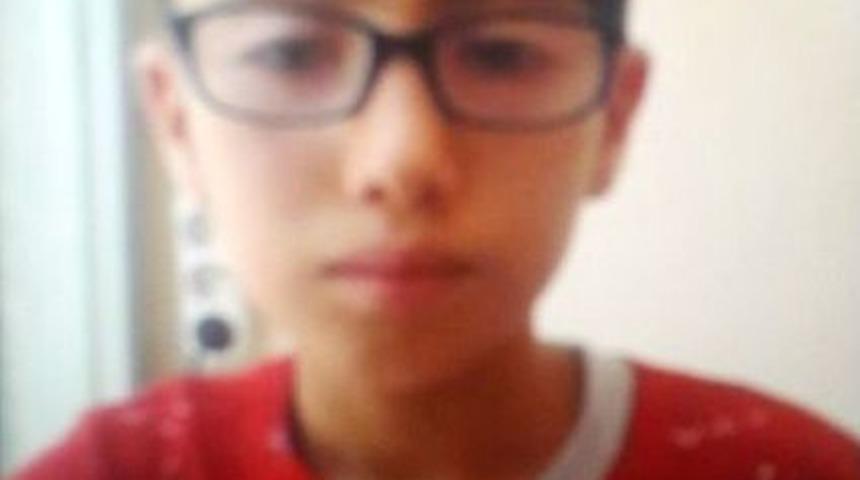 Kıyafetini Asans&ouml;re Kaptıran &Ccedil;ocuk Hayatını Kaybetti