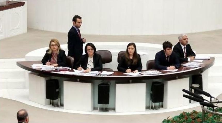 Anayasa Değişikliği Teklifinin 9'uncu Madde G&ouml;r&uuml;şmelerine Başlandı (2)- Yeniden