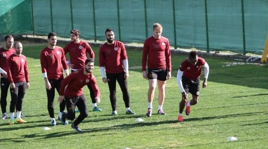 Aytemiz Alanyaspor, &Ccedil;aykur Rizespor Ma&ccedil;ı Hazırlıklarını Tamamladı