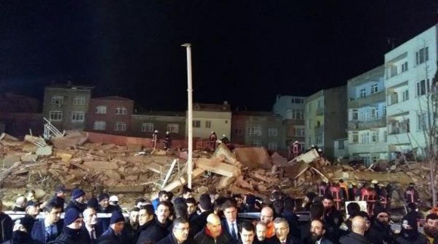 İstanbul Valisi Vasip Şahin Olay Yerinde A&ccedil;ıklama Yaptı