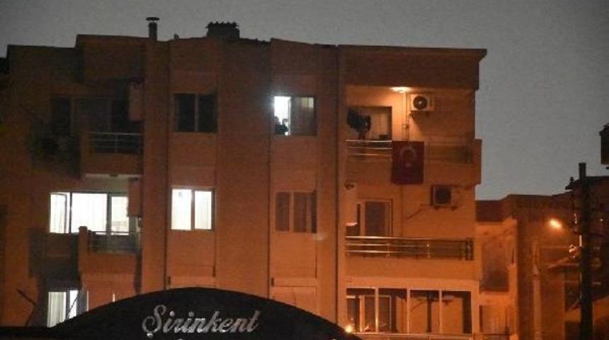 Pompalı T&uuml;fekli Eylemci, 6 Saattir Ikna Edilmeye &Ccedil;alışılıyor (2) - Yeniden