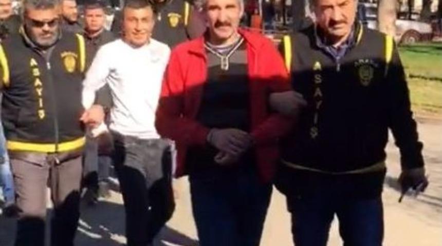 H&uuml;k&uuml;ml&uuml; Basın Mensuplarına "sizi &Ccedil;ok &Ouml;zlemiştik Baba" Dedi