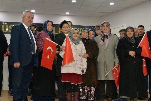 "darbeye Direnen Cesur Y&uuml;reklerle Millet Olduk" Programı 3