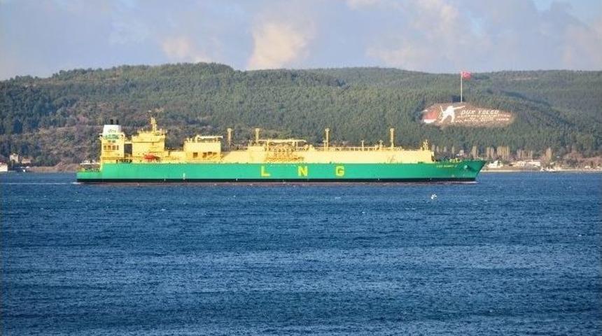 Doğalgaz Tankeri &Ccedil;anakkale Boğazı&rsquo;nı Kapattı