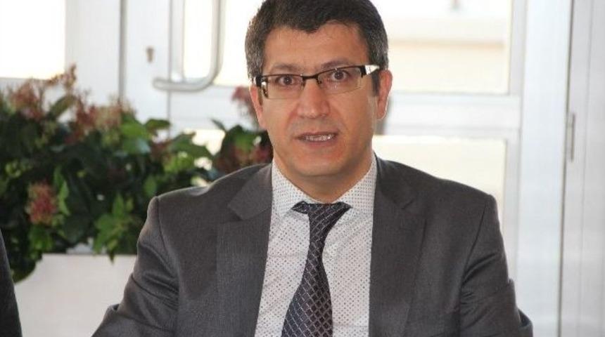 &Ouml;ğrencilerin B&uuml;t&uuml;nleme İsyanına Rekt&ouml;r Taş&rsquo;tan Yanıt