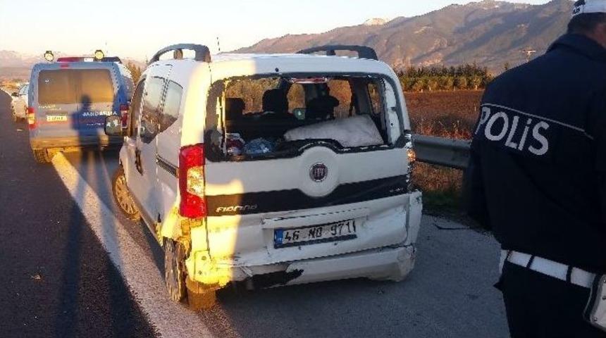 Osmaniye&rsquo;de Trafik Kazası: 5 Yaralı