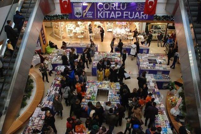 7. Çorlu Kitap Fuarı Açıldı