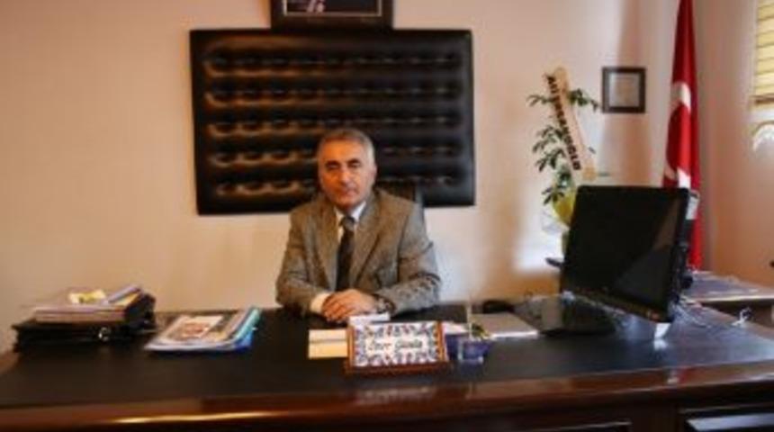 Artvin&rsquo;in Yeni K&uuml;lt&uuml;r Ve Turizm M&uuml;d&uuml;r&uuml; &Ouml;mer G&uuml;m&uuml;ş G&ouml;reve Başladı