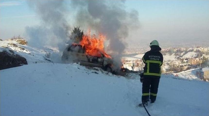 Otomobil Alev Alev Yandı