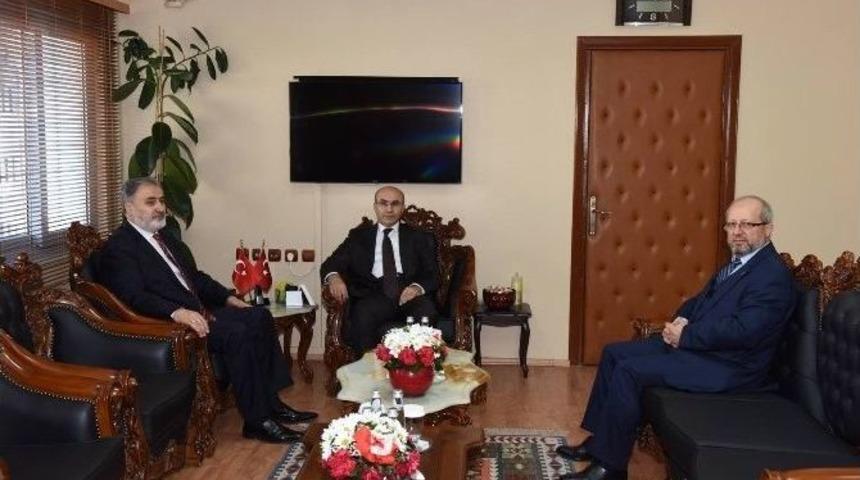 Vali Demirtaş: &ldquo;m&uuml;ft&uuml;l&uuml;k, Din, Devlet Ve Millete Hizmettir&rdquo;