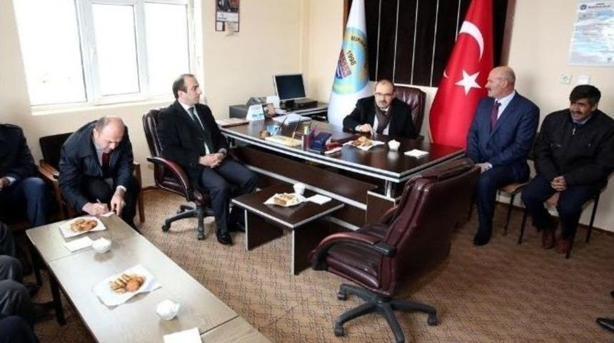 Vali Ustaoğlu Köy Ziyaretlerini Sürdürüyor