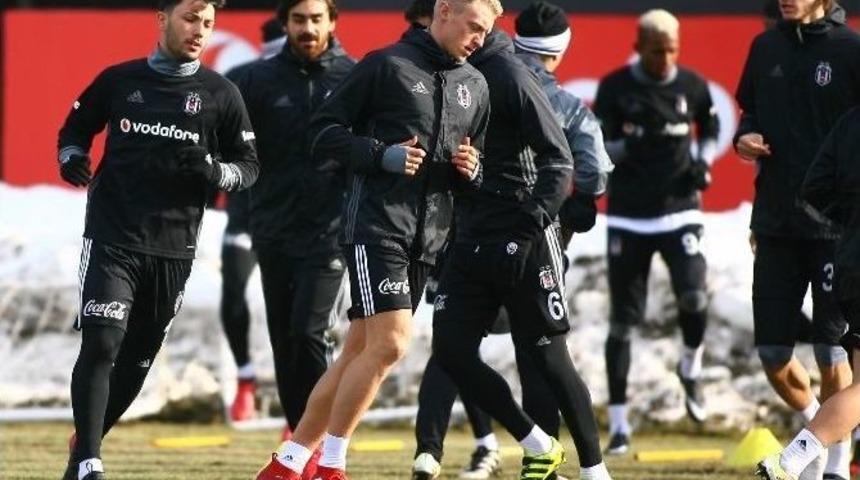 Beşiktaş Taktik Ve Kondisyon &Ccedil;alıştı