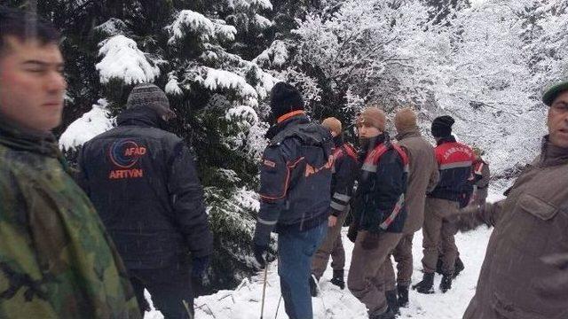 Artvin’de Alzheimer Hastası Kadından Haber Alınamıyor