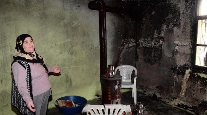 Suriyeli Anne, 3 &Ccedil;ocuğunu Yanmaktan Son Anda Kurtardı