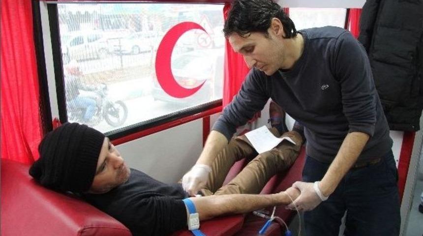 T&uuml;gva Dan Kızılay&rsquo;a Kan Bağışı