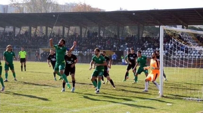 Alaşehir Belediyespor&rsquo;un Zorlu Mesaisi