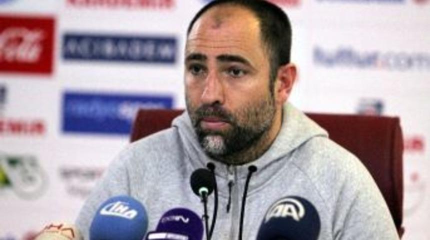 Tudor: &ldquo;babamda Fikir Veriyor&rdquo;