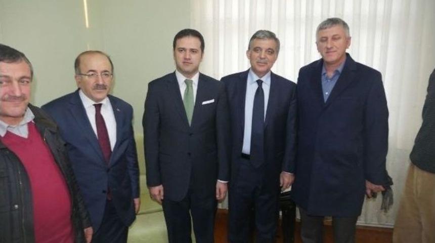 Eski Cumhurbaşkanı Abdullah G&uuml;l&rsquo;den Ak Partili Kemalettin G&ouml;ktaş&rsquo;a Taziye Ziyareti