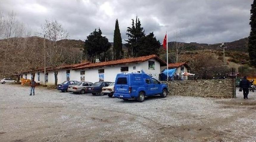 Birgi'de Işyerlerini Soyan 3 Ş&uuml;pheliden 1'i Tutuklandı