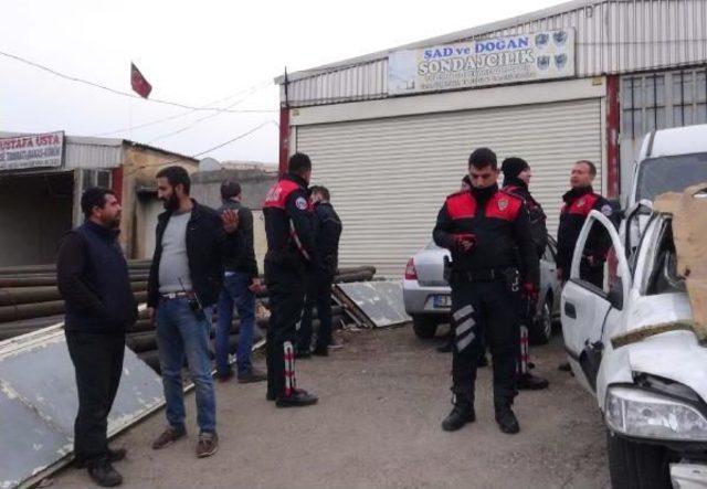 Şanlıurfa da Esnafın Park Kavgası: 3 Yaralı 3