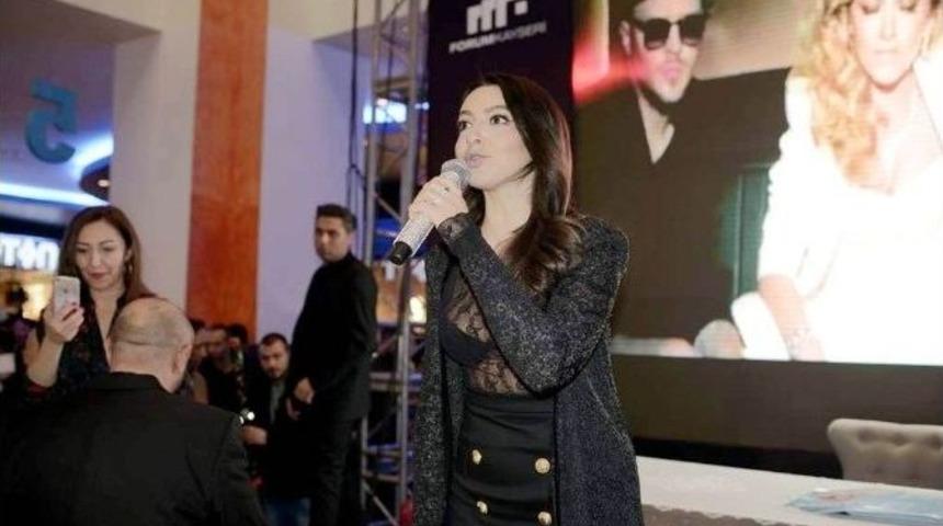 Hadise Kayserililerle Buluştu