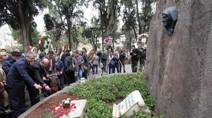 Z&uuml;beyde Hanım Anıldı