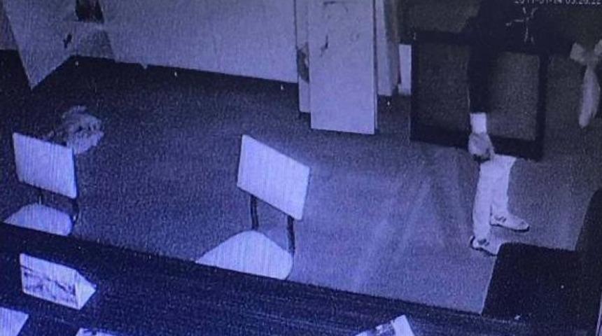 Spor Salonundan Hırsızlık Kamerada