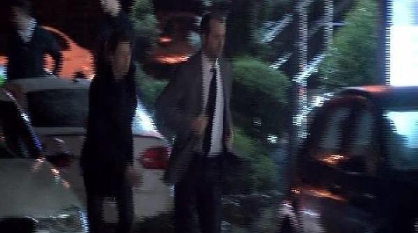 Eşinin Intihara Teşebb&uuml;s Haberini Alan Saffet Sancaklı İstanbul'a Geldi