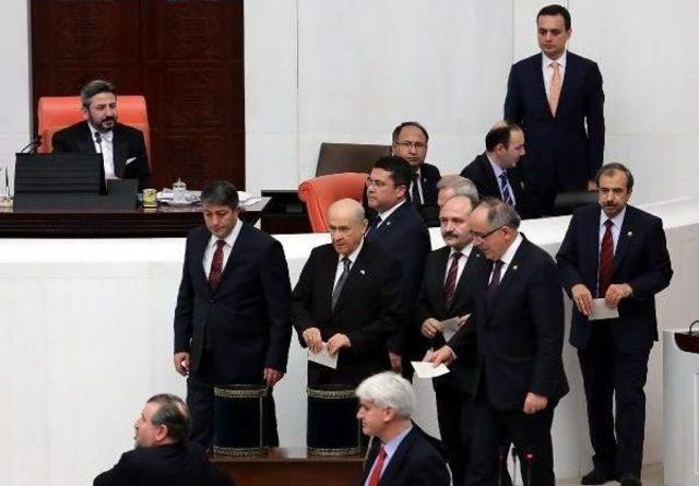 14 &uuml;nc&uuml; Madde 341 Oyla Kabul Edildi 1