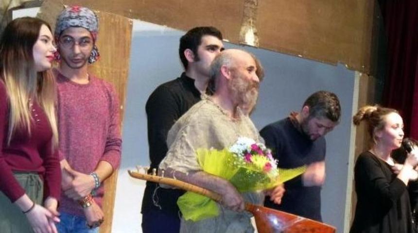 &lsquo;Koca Haydar&rsquo; Oyunu Beğenildi