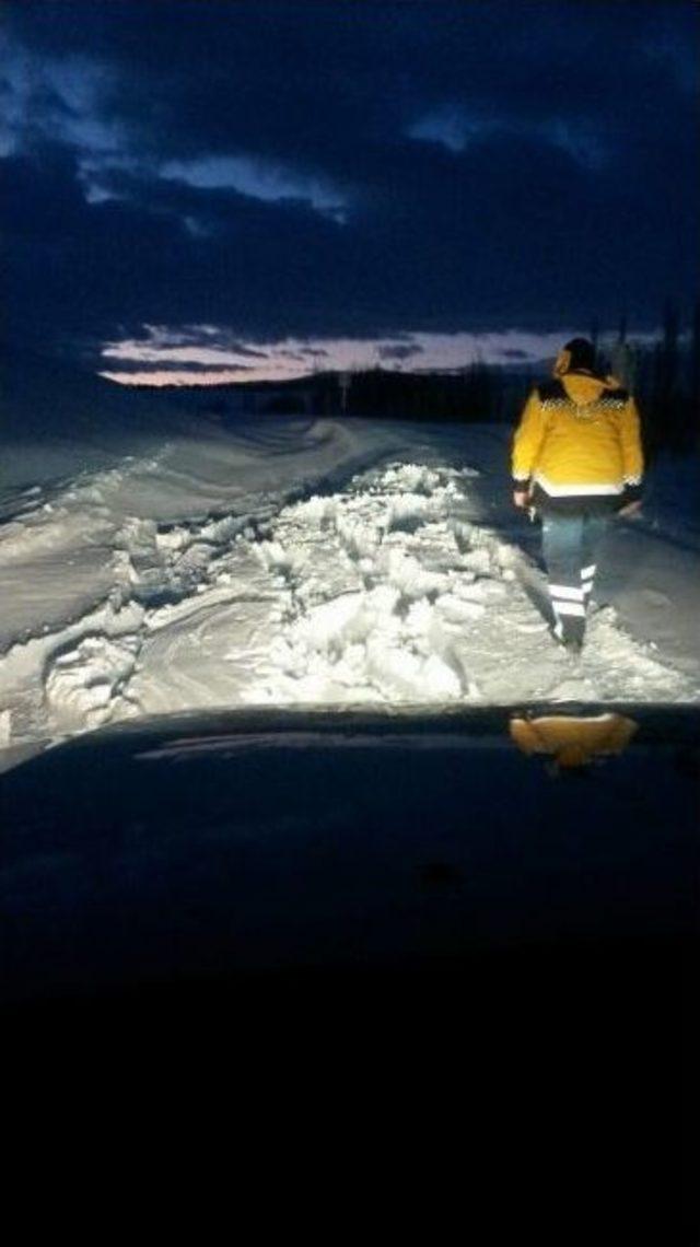 (&ouml;zel Haber) Afyonkarahisar 112 Ekibi Zorlu Doğa Şartlarına Meydan Okuyor 1