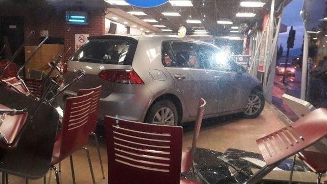 Fren Yerine Gaza Basınca D&uuml;kkana Girdi 1