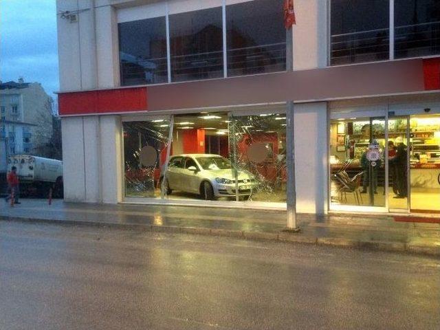 Fren Yerine Gaza Basınca D&uuml;kkana Girdi 2