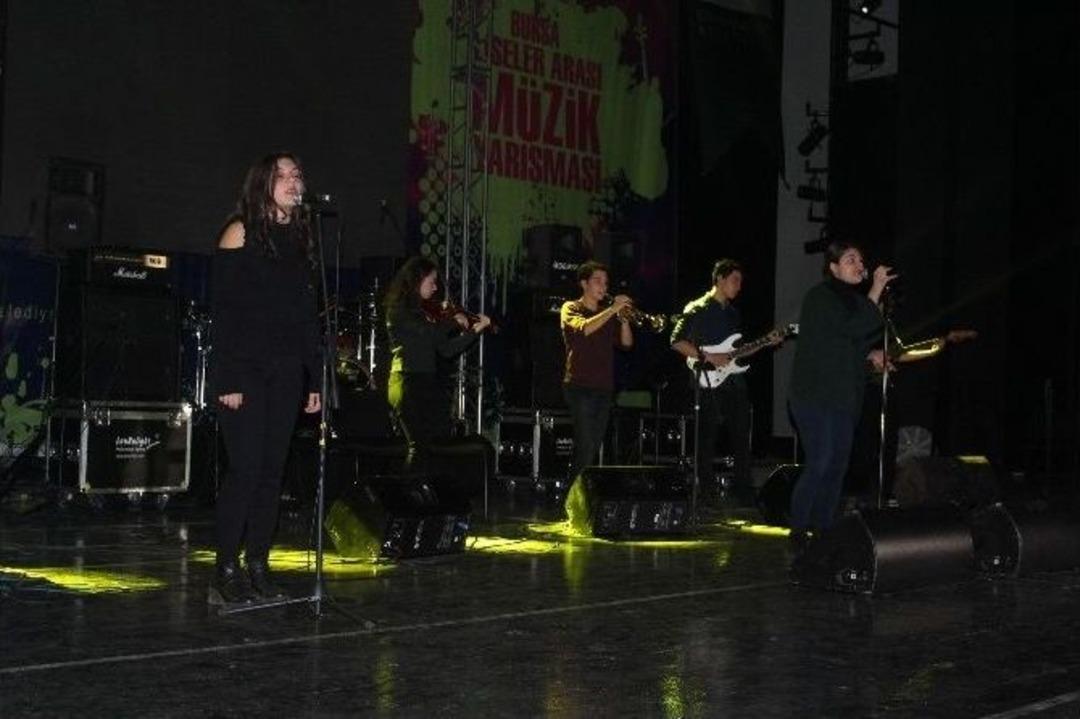 Birinci Olmak İ&ccedil;in Kıyasıya Yarıştılar