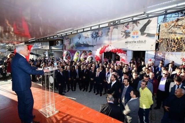 Sarı&ccedil;amlı Kadınlar Zumba Ve Plates Yapacak 2