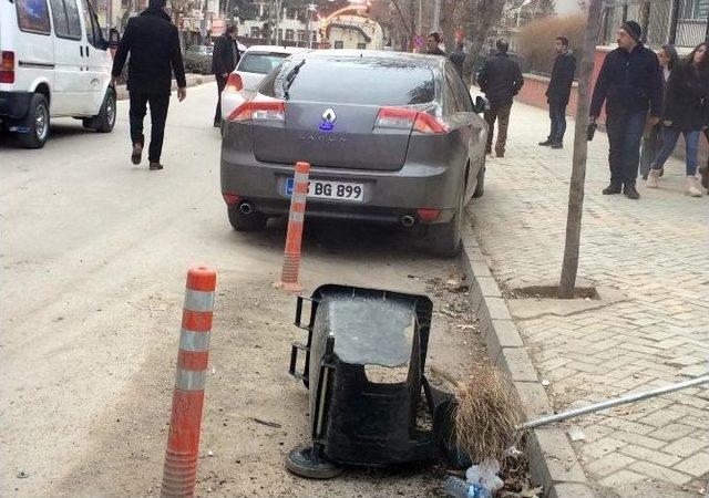 Elazığ’da Trafik Kazası: 2 Yaralı