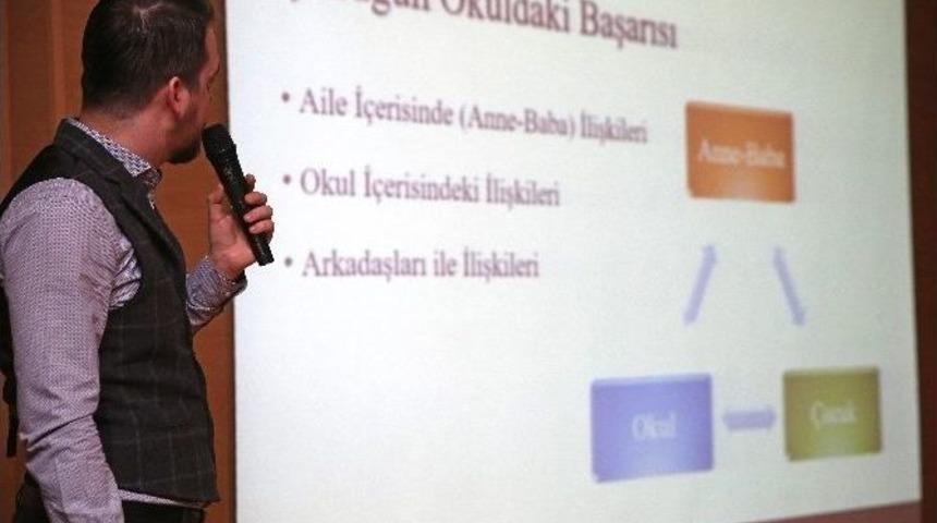 Buca&rsquo;da İnteraktif Anne Baba Eğitimleri