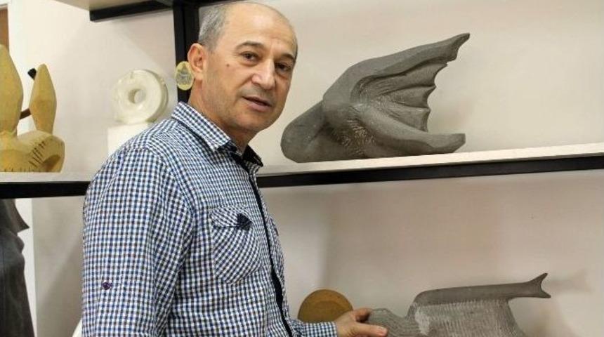 (&ouml;zel Haber) Yrd. Do&ccedil;. Dr. Osman Yılmaz: &ldquo;t&uuml;rkiye Kamusal Heykelcilikte Geri Kaldı&rdquo;