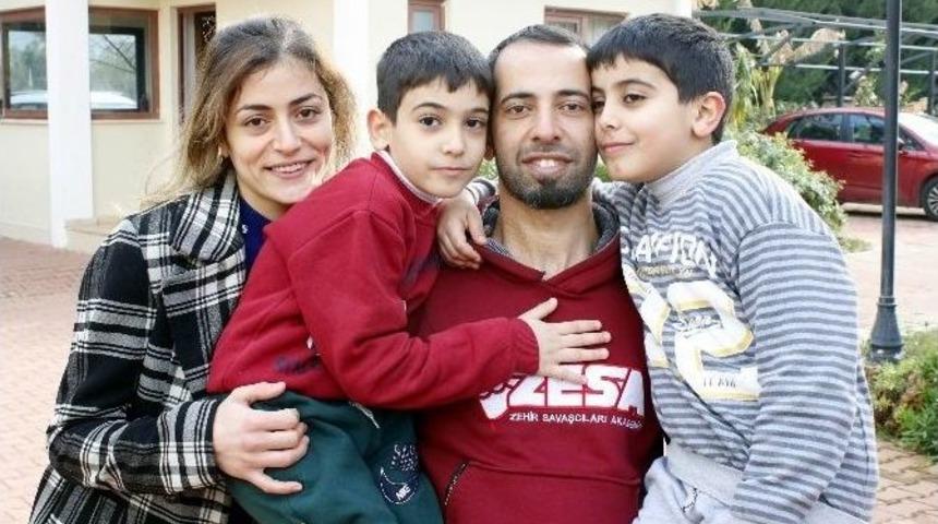 Tedavi G&ouml;ren Madde Bağımlılarına Aile Desteği