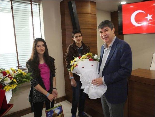 Kardeş Şehir Ağrılı &Ouml;ğrenciler T&uuml;rel&rsquo;in Konuğu Oldu 1