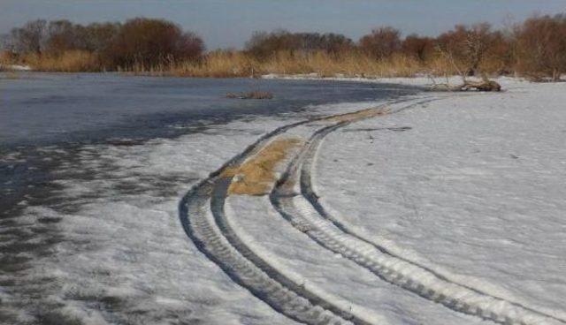 Manyas G&ouml;l&uuml; Kıyıları Buz Tuttu 2