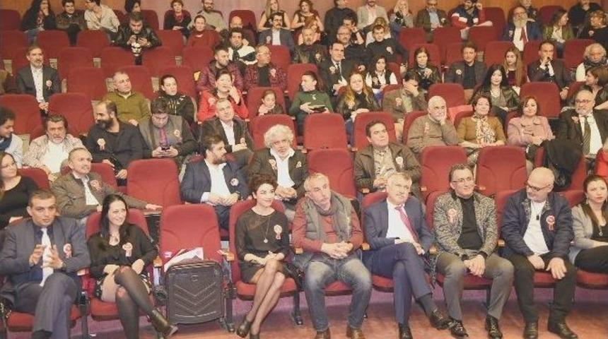 Seyhan Belediyesi Şehir Tiyatrosu 20. Yılını Kutladı