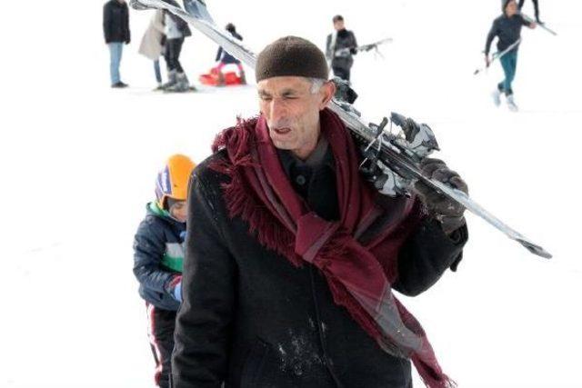 61 Yaşında Ilk Kez Kayak Yaptı 2