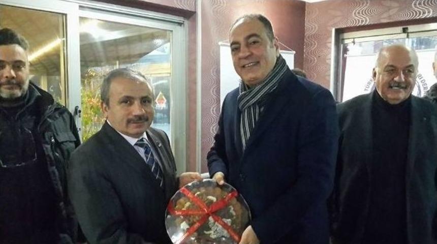 Yal&ccedil;ın &Ccedil;etin: "maaşımı 4 B&uuml;y&uuml;kler &Ouml;demiyor"