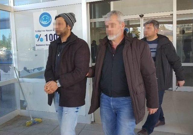 Samsun’da Yakalanan 1’i Avukat 3 Deaş’lı Sakarya’ya Gönderildi