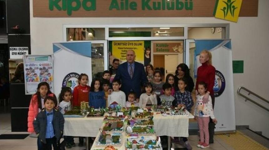 Miniklerin "harika D&uuml;nyalar Sergisi" A&ccedil;ıldı